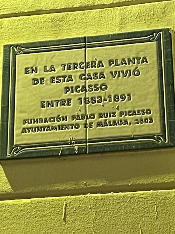 Picasso'S Deluxe Puerta Verde มาลากา ภายนอก รูปภาพ