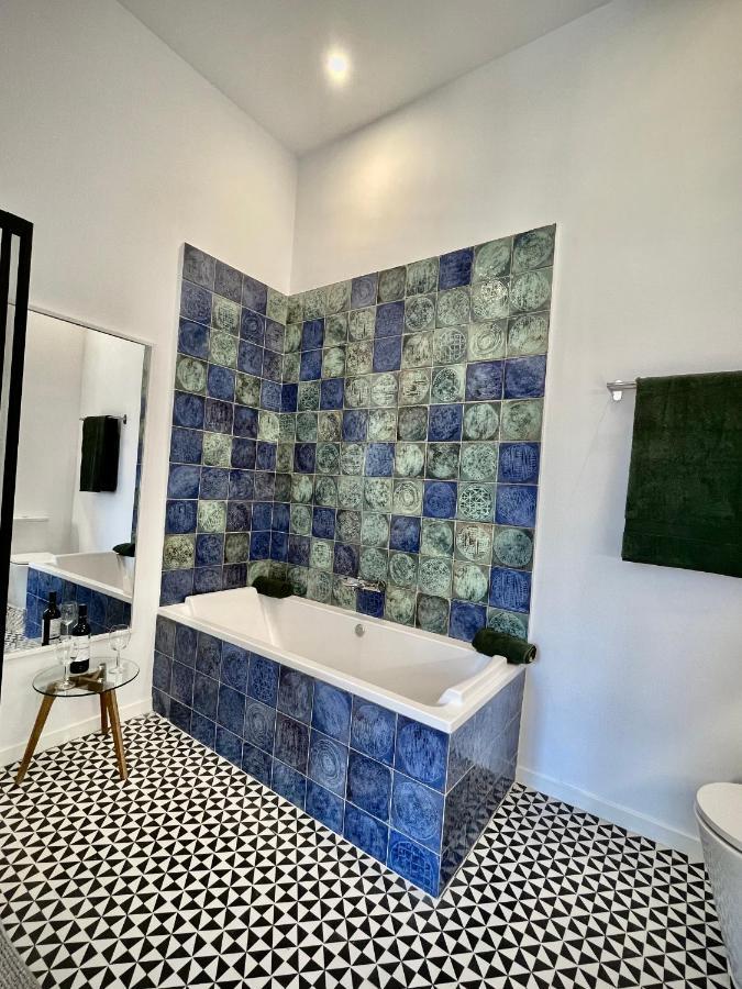 Picasso'S Deluxe Puerta Verde มาลากา ภายนอก รูปภาพ