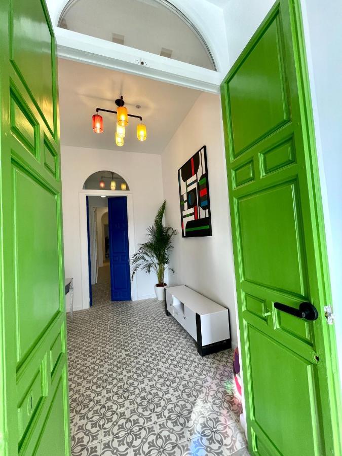 Picasso'S Deluxe Puerta Verde มาลากา ภายนอก รูปภาพ
